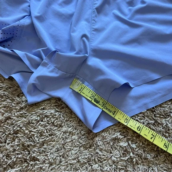 Athleta 3" Hustle Shorts Periwinkle Blue - Picture 5 of 8